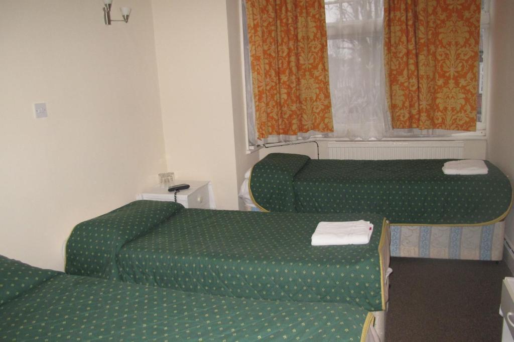 Chiswick Court Hotel - B&B London Room photo
