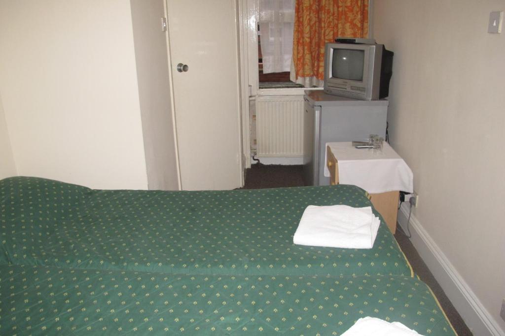 Chiswick Court Hotel - B&B London Room photo