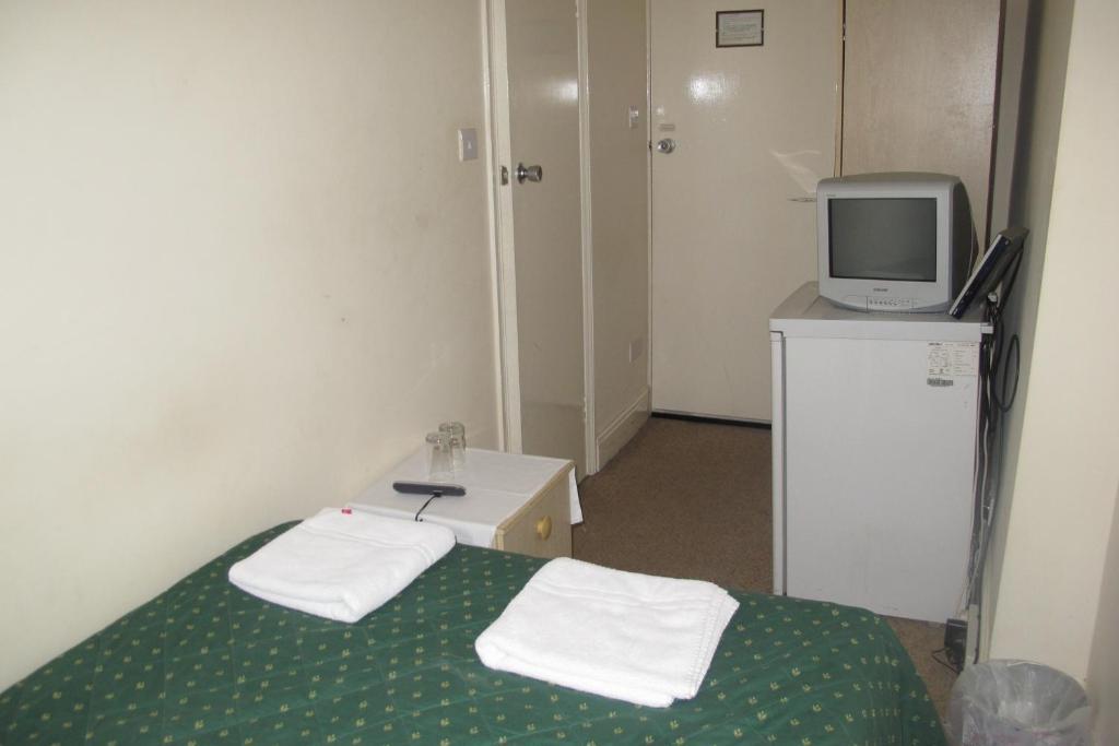 Chiswick Court Hotel - B&B London Room photo
